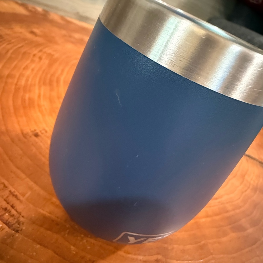 Yeti Blue Stainless Wine Tumbler 10oz - Picture 2 of 5